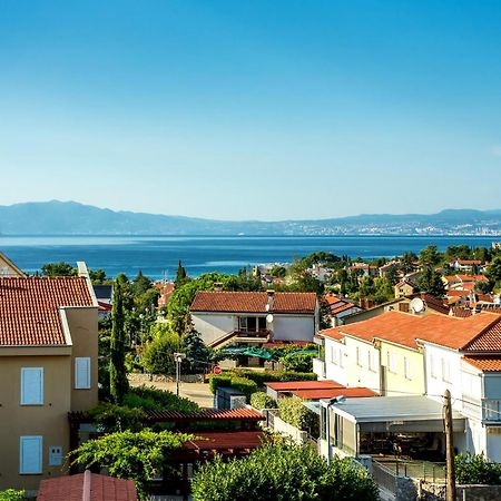 Apartments Kvarner Malinska Exteriör bild